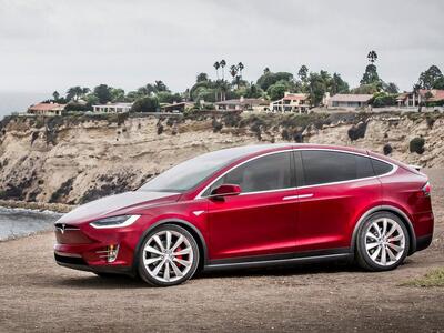 特斯拉宣布要召回ModelX,因存在安全风险